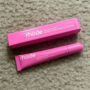 Rhode Peptide Lip Treatment in shade: Shortcake